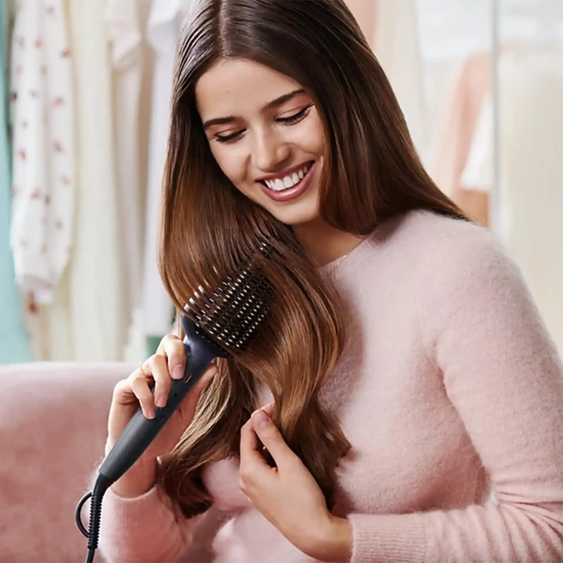 Saç Düzleştirici Tarak Seçimi ve Önerileri: Sağlıklı ve Parlak Saçlar İçin İpuçları