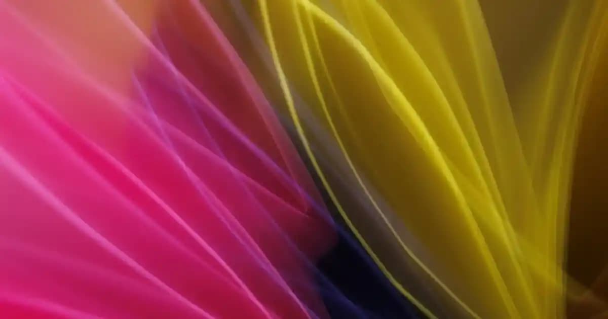 Saçların Kıvırcık Olması İçin Doğal Yöntemler ve Etkili Bakım Teknikleri