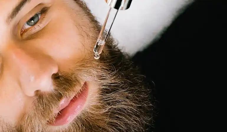 Sakal Serumu Nedir ve Nasıl Çalışır? Etkili Sakal Bakımı İçin Kapsamlı Rehber