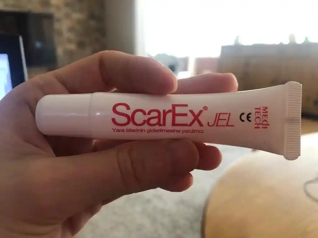 ScarEx Jel ile İz Tedavisinde Etkili Çözümler: Kullanım Öncesi ve Sonrası Detayları