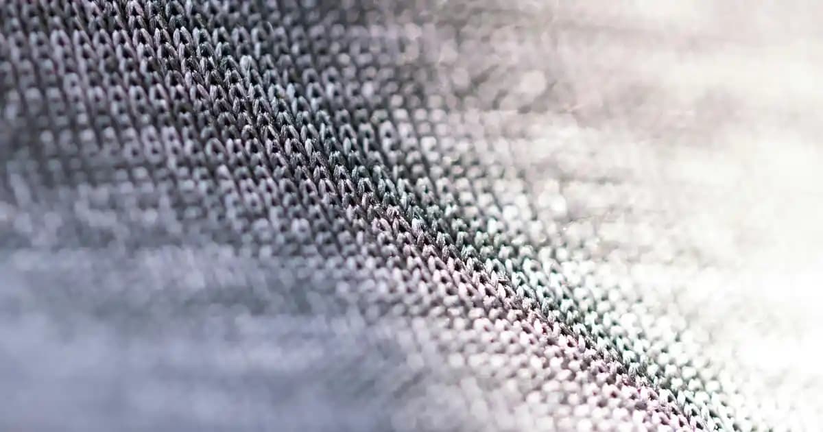 Shea Yağı ve Yüzde Tüylenme İlişkisi: Bilimsel İnceleme ve Cilt Bakım Önerileri