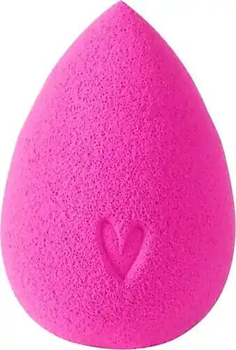 So Fly Sünger ile Kusursuz Makyaj: Doğal ve Profesyonel Sonuçların Anahtarı