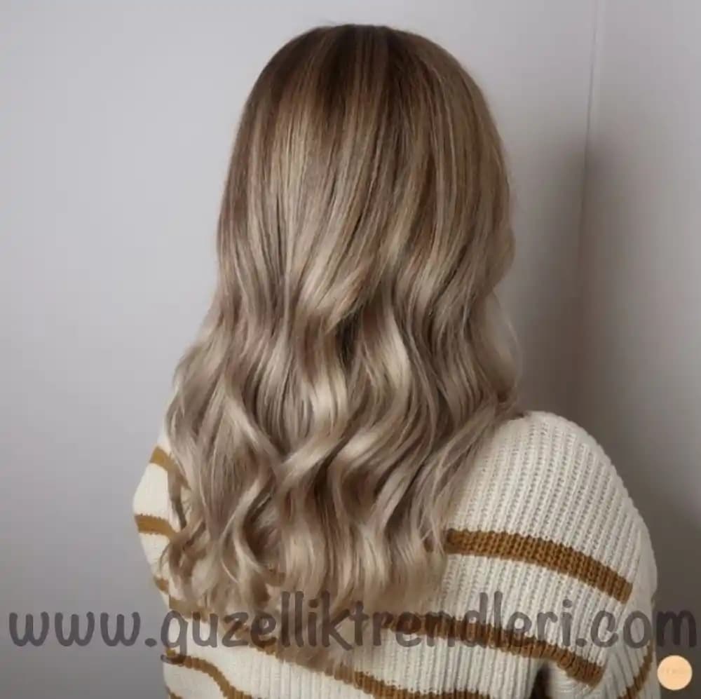 Soğuk Kumral Saç Rengi: Doğal ve Modern Görünüm İçin Bakım ve Stil Önerileri