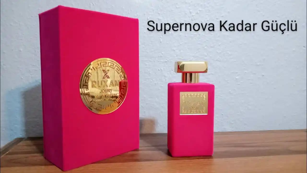 Yayılımı Yüksek Kadın Parfümleri: Kalıcı ve Etkileyici Kokuların Özellikleri