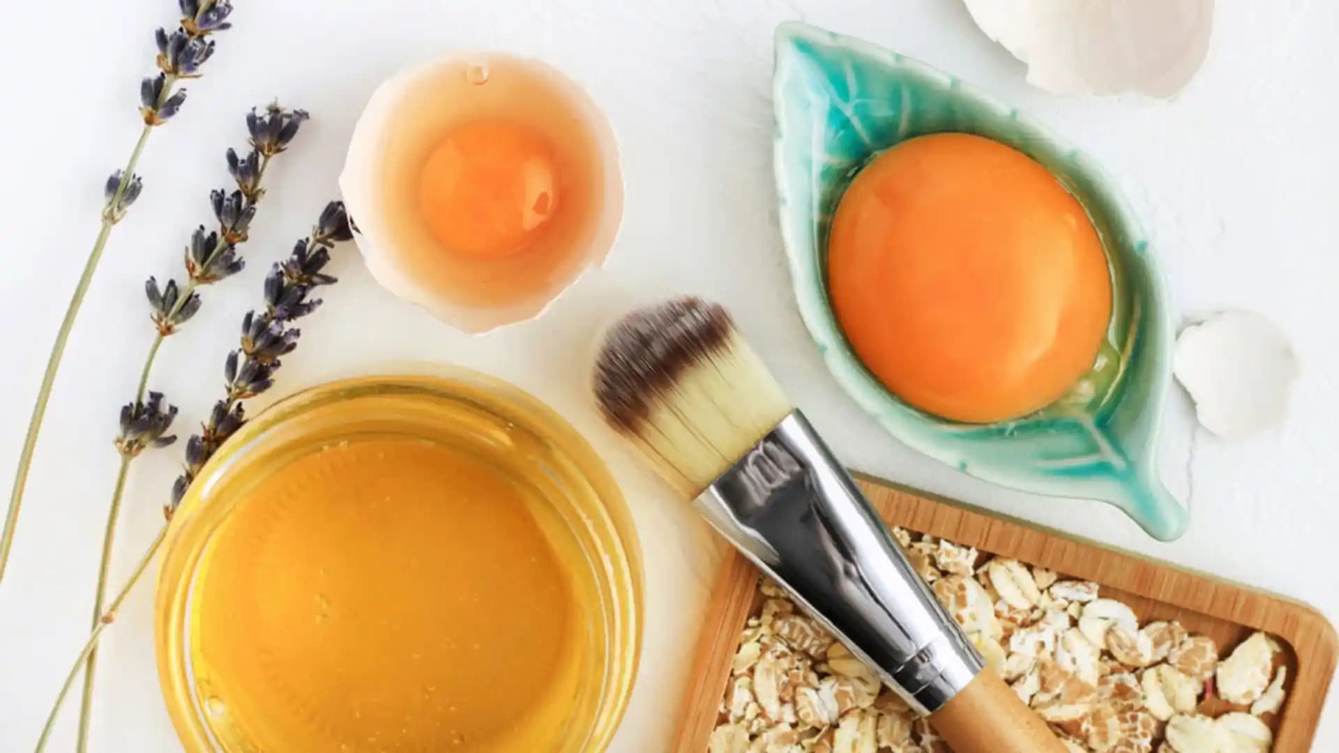 Yumurta Akı Maskesi Ne Sıklıkla Yapılır? Cilt Bakımında Doğal Yöntemler ve Faydaları