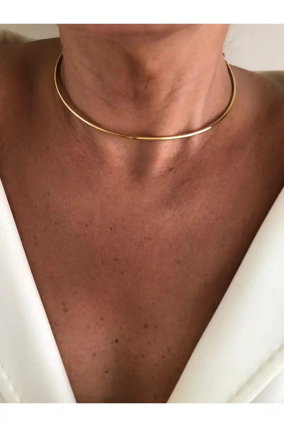 Rossetto Shoes Rs Özel Tasarım Ring Choker: Zarif ve Dayanıklı Altın Kaplama Aksesuar