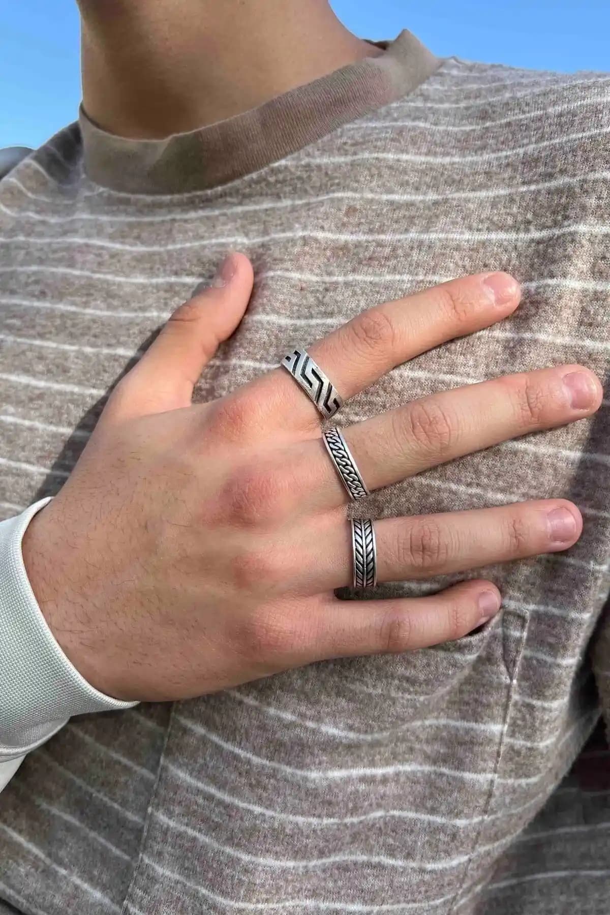 THE Gifts 3'lü Zincir ve Sezar Tacı Desenli Gümüş Kaplama Ayarlanabilir Yüzük Seti