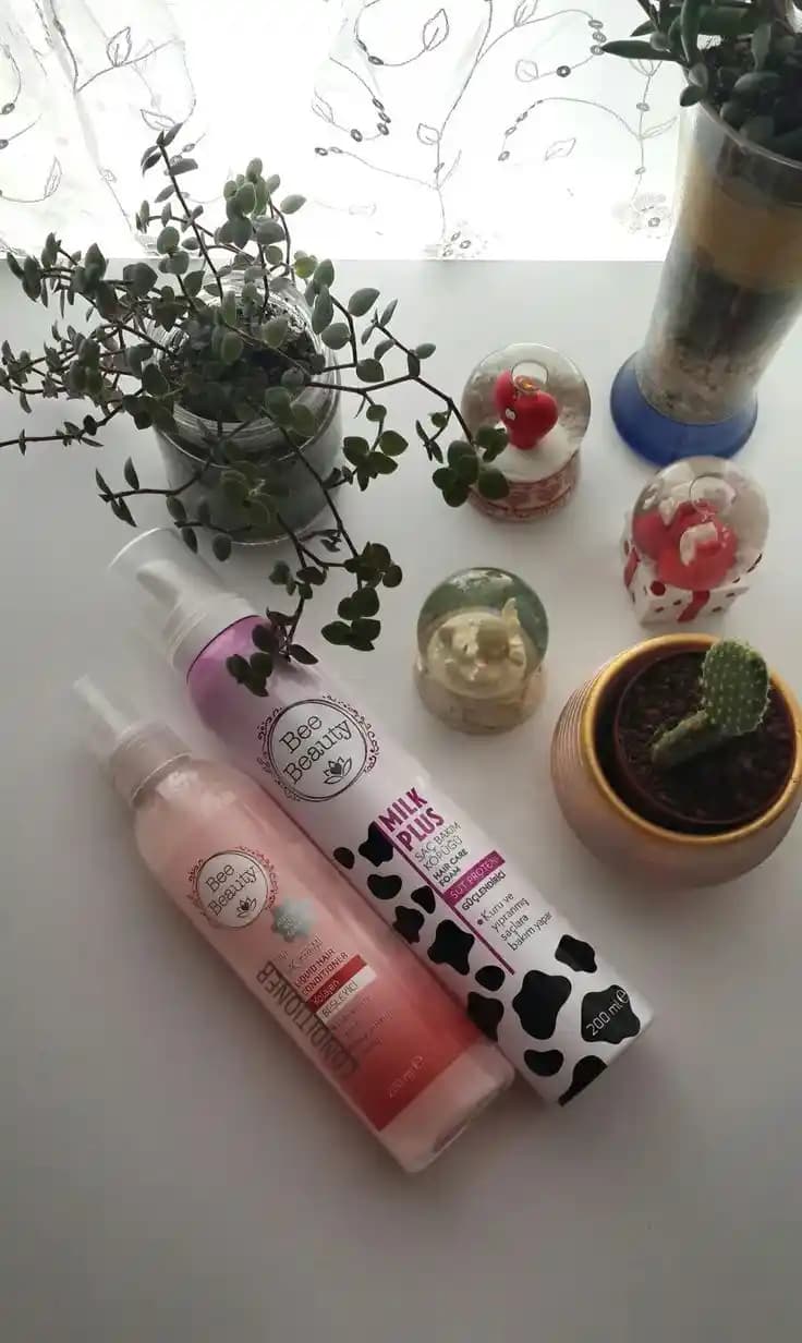 Islak Saçta Saç Bakım Ürünlerinin Kullanımının Bilimsel Temelleri ve Etkileri