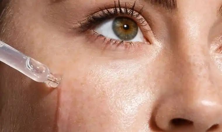 Niasinamid Kullanımında Tahriş ve Hassasiyetin Nedenleri ile Çözüm Yolları