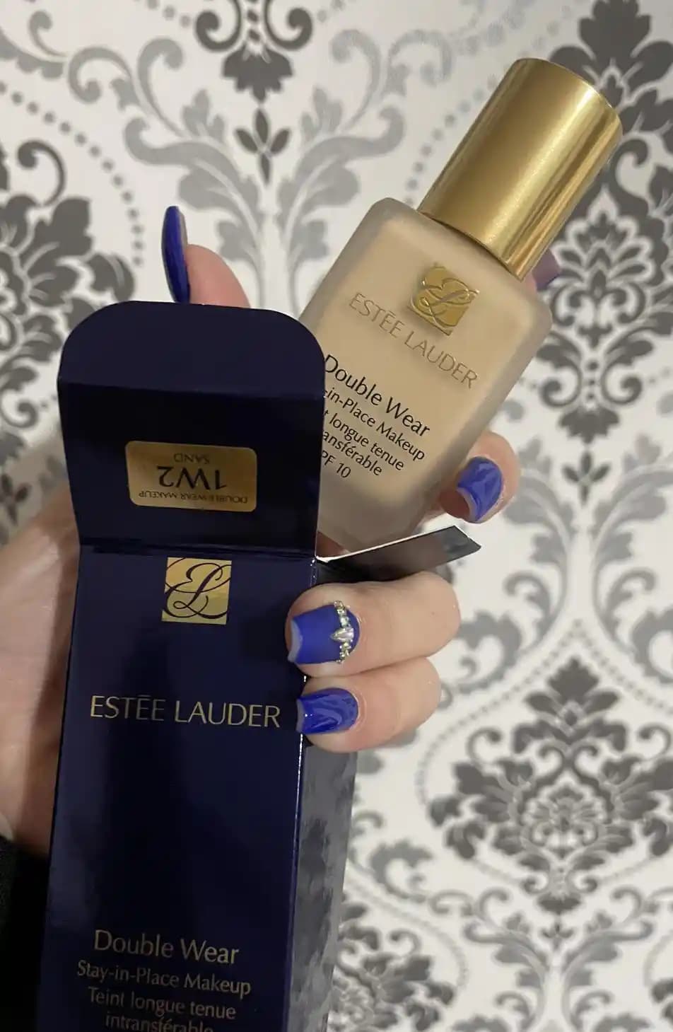 Yağlı Ciltler İçin Estée Lauder Double Wear Fondöten İncelemesi ve Uygulama Önerileri