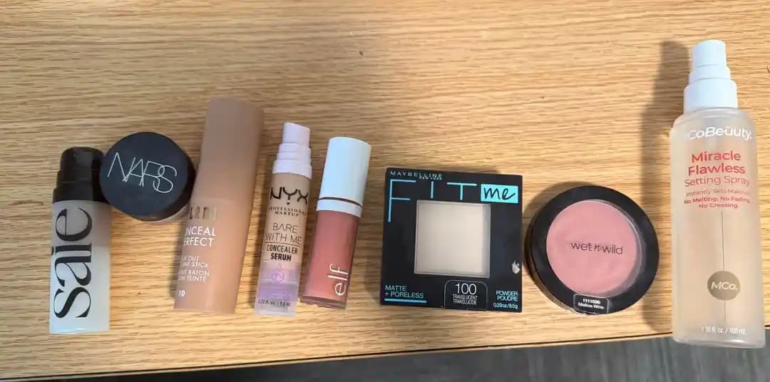 Yağlı Ciltlerde Makyaj Parlaması ve Ayrışma Sorunlarına Etkili Çözümler