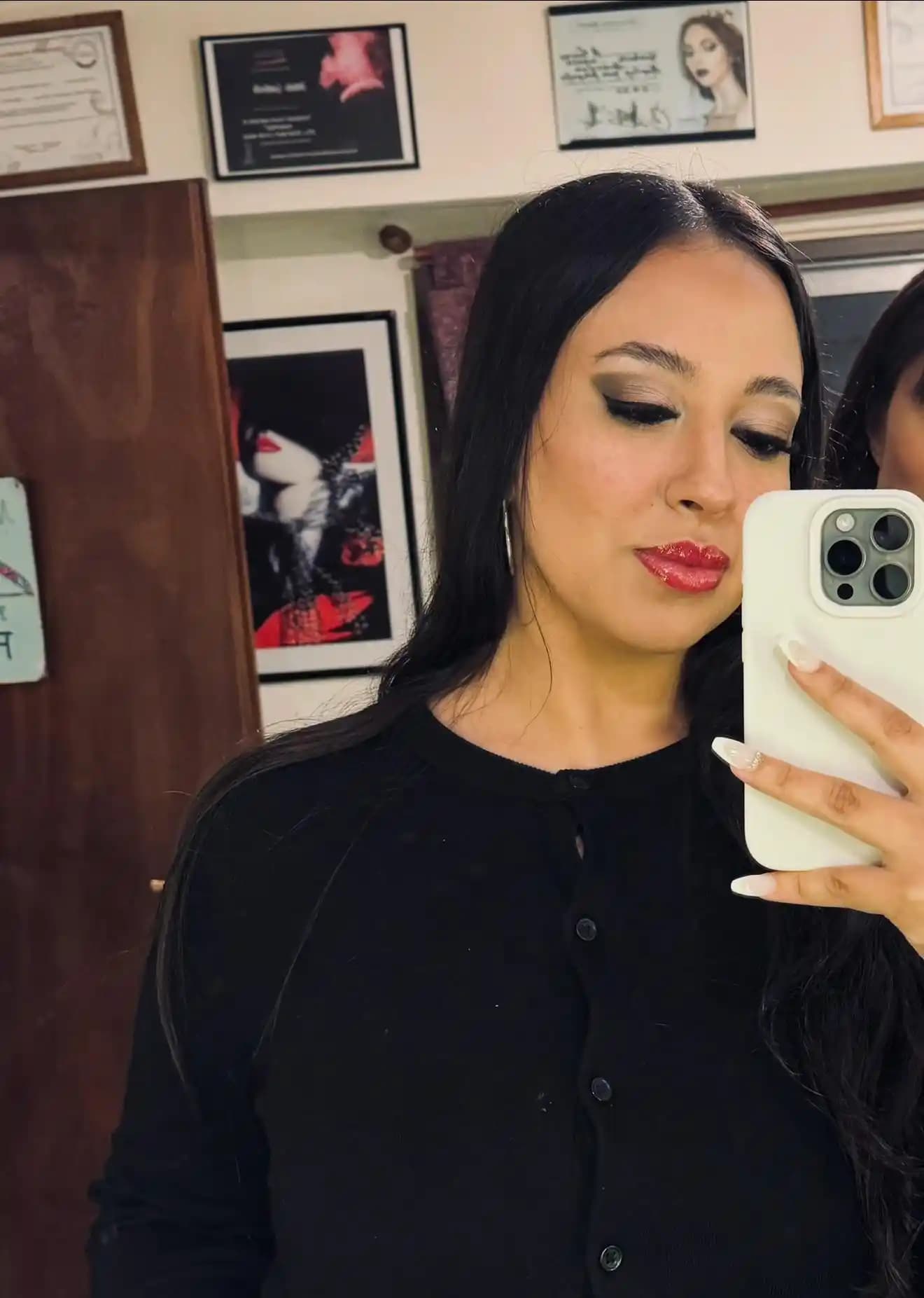 Yüz Tipine Uygun Makyajda Denge Sağlama ve Tamamlama Teknikleri