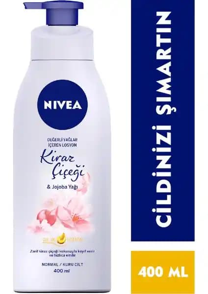 NIVEA Değerli Yağlar İçeren Vücut Losyonu: Kiraz Çiçeği ve Jojoba Yağı ile Derin Nemlendirme