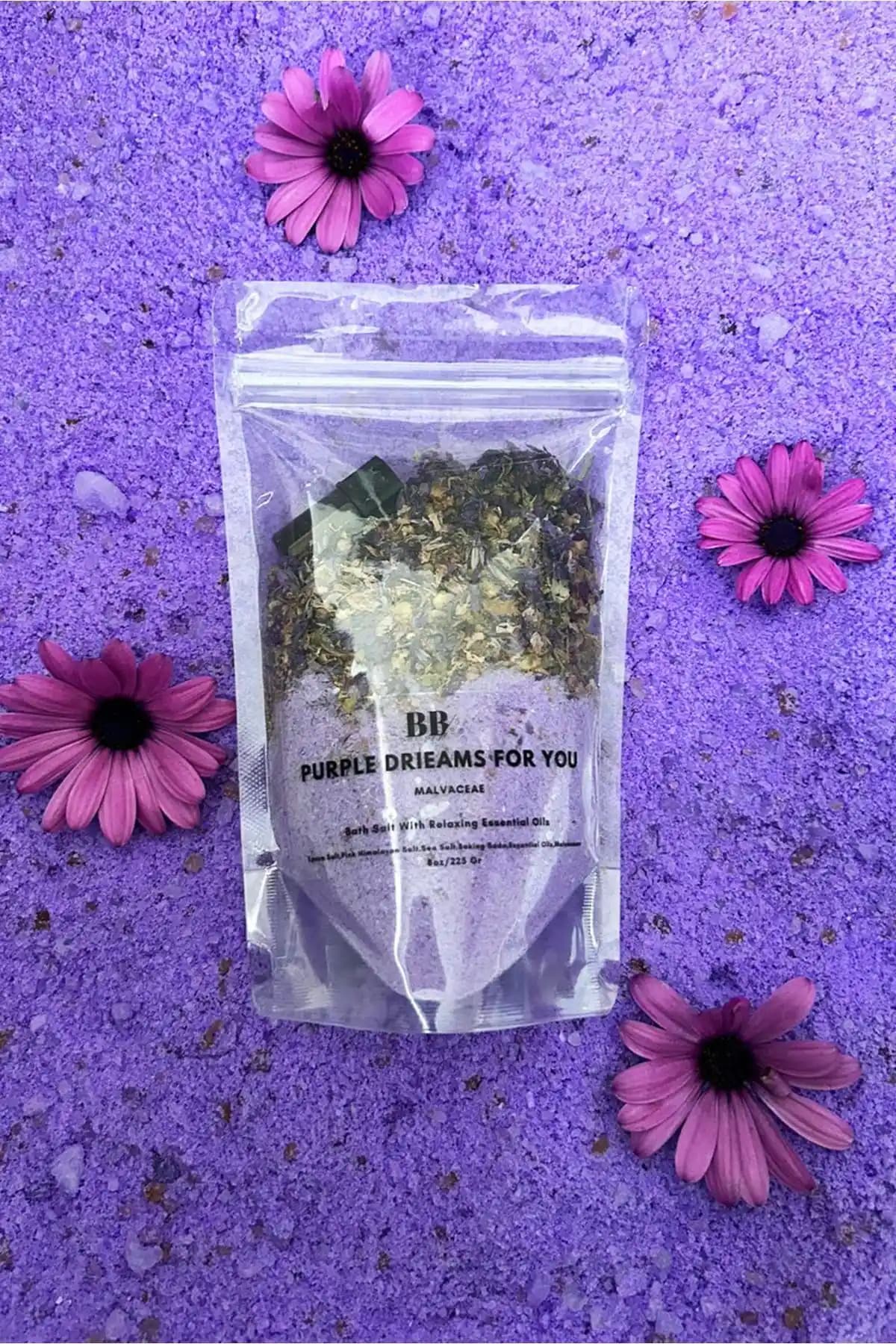 Bathbox Mor Düşler Banyo Tuzu: Doğal ve Rahatlatıcı Bir Banyo Deneyimi Sunar