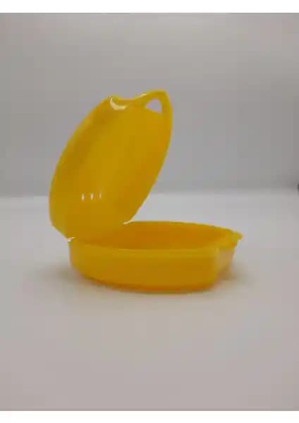 Diş Protez Saklama Kutuları Karşılaştırması: Malzeme, Tasarım ve Kullanıcı Yorumları