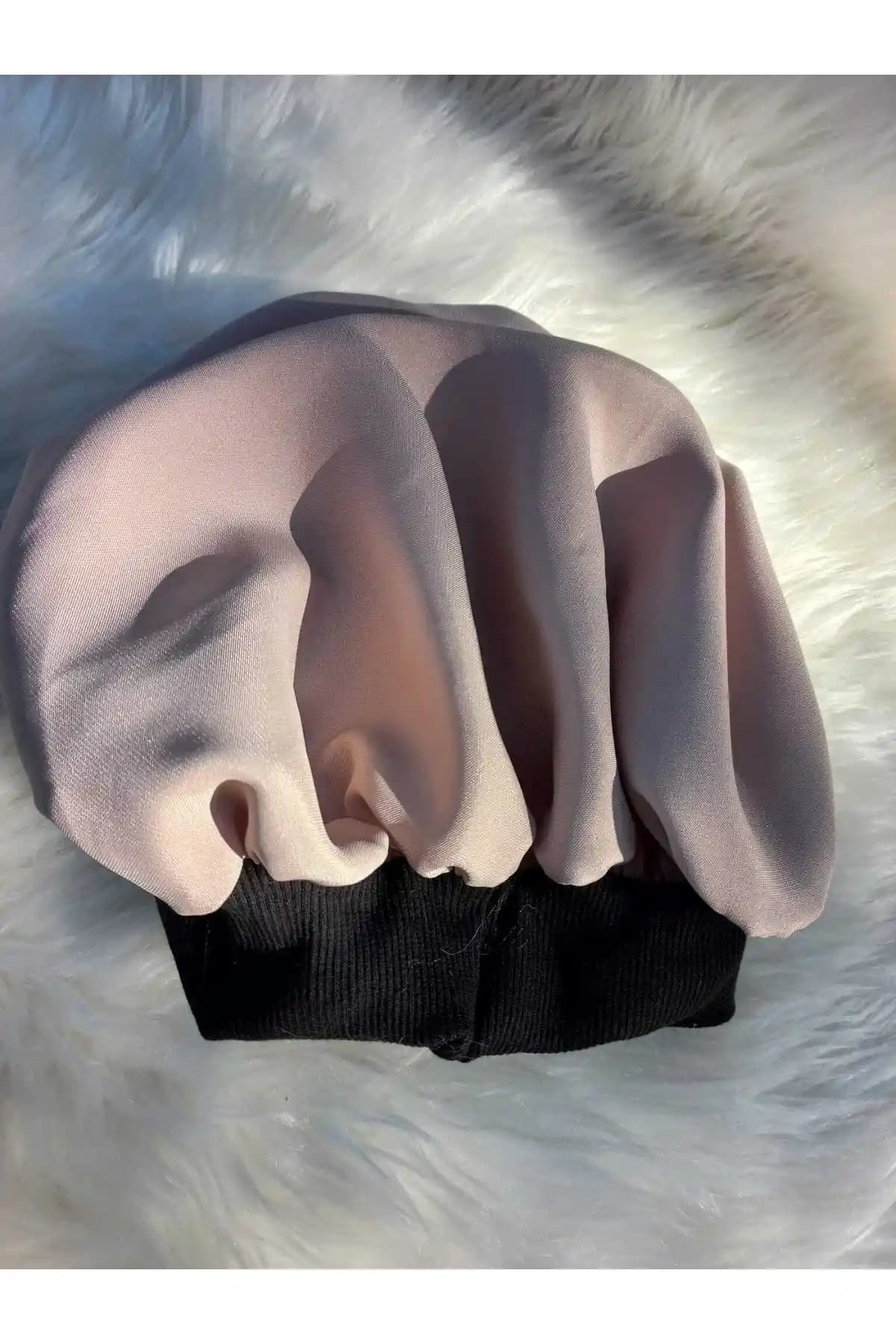 Elvinege Pudra Pembe İpek Saten Saç Bonesi: Şık ve Fonksiyonel Saç Aksesuarı