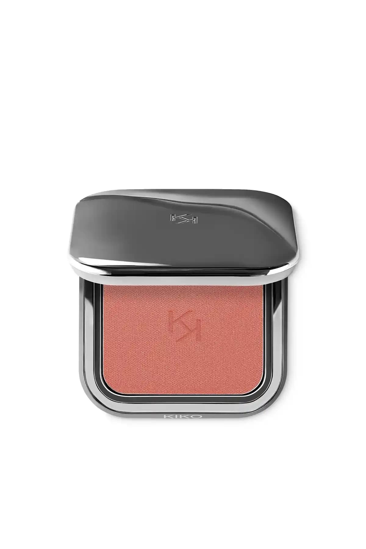 KIKO ALLIK - Unlimited Blush 03 Golden Coral: Doğal Parlaklık ve Yüksek Pigmentasyon Özelliğiyle Öne Çıkan Allık