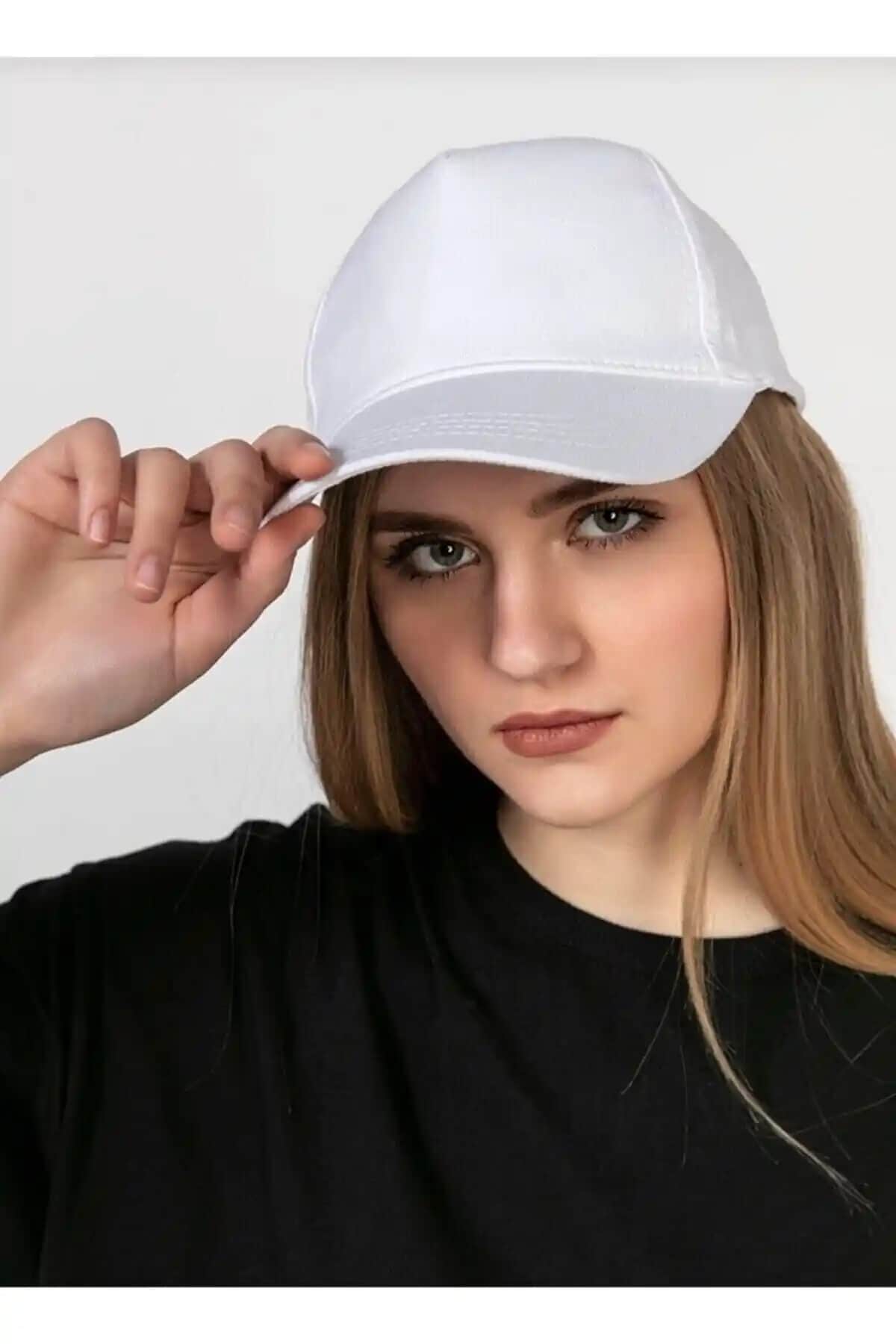 Accesory City ve Goldmine Unisex Basic Cap Karşılaştırması: Özellikler ve Kullanıcı Yorumları