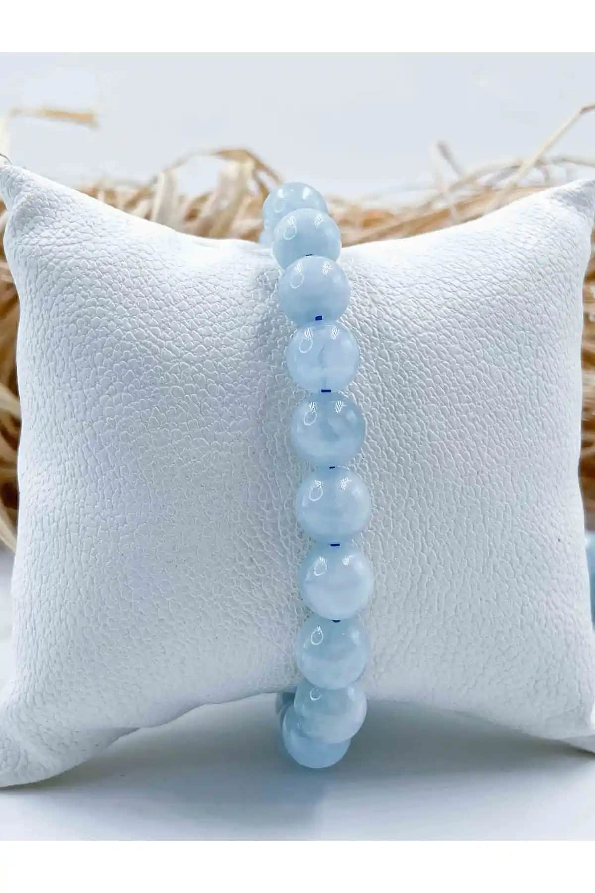 Akuamarin ve Fosforlu Kedigözü Bileklikleri Karşılaştırması: Özellikler ve Kullanım Amaçları