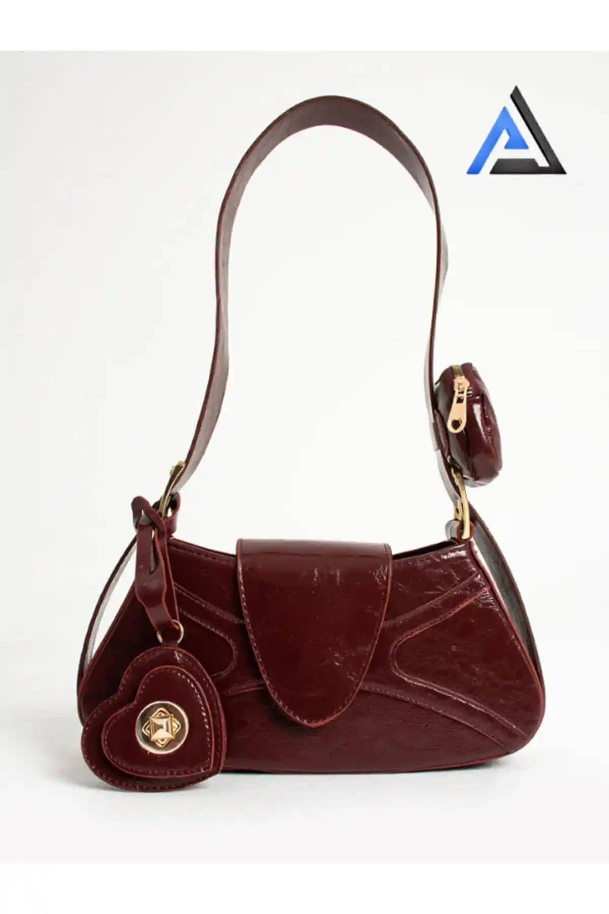 ALECIA Bordo Desenli Rugan Suni Deri Kadın Çantası: Şıklık ve Fonksiyonellik Bir Arada