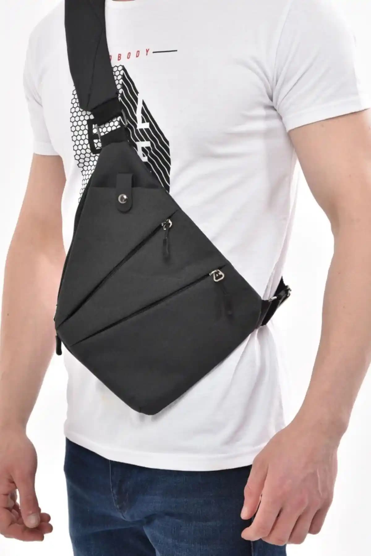 Av A Dos ve SEVENTEEN Çapraz Sırt Çantası Karşılaştırması: Hangi Model Daha İyi?