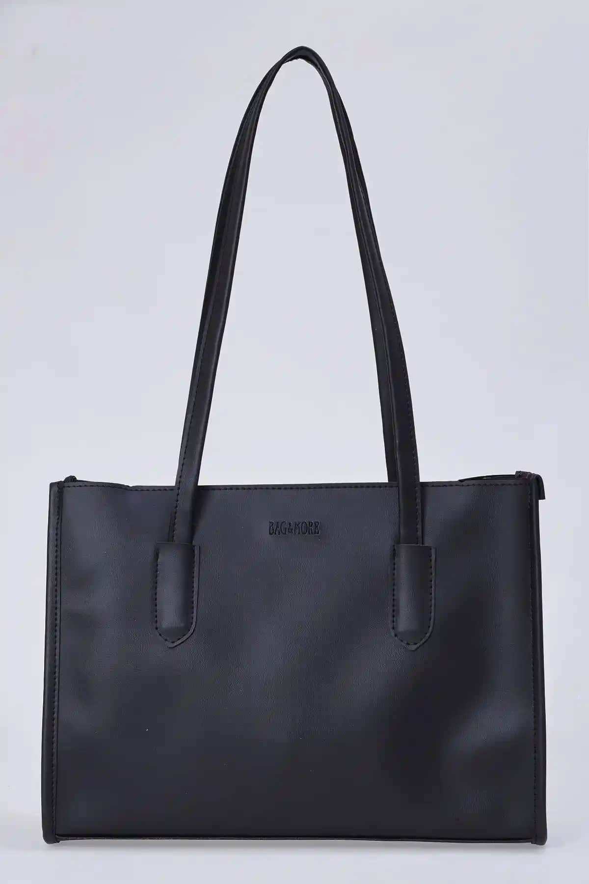 Bag&more ve Shaka Siyah Çanta Karşılaştırması: Hangi Model Size Uygun