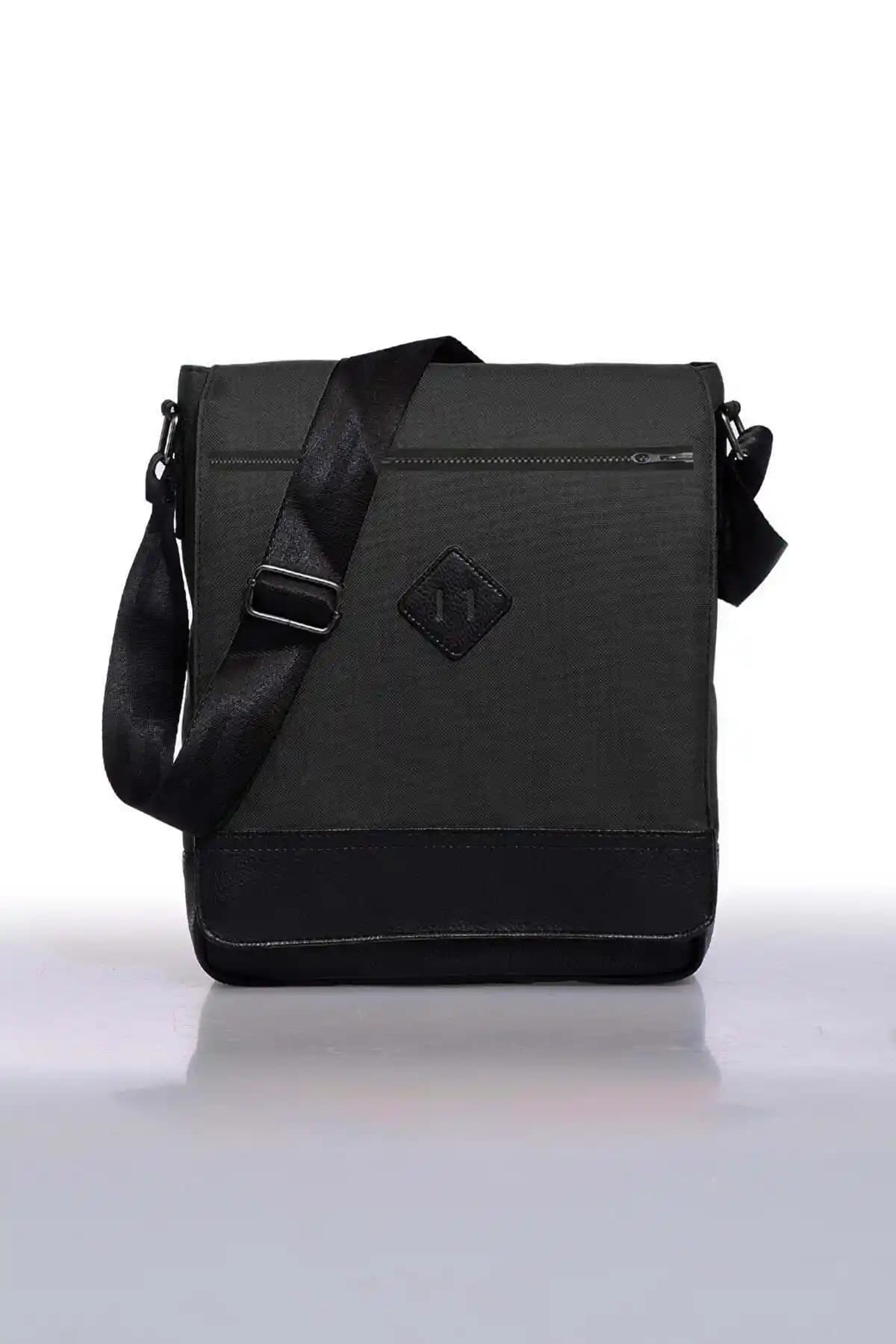 Bagorama Unisex Siyah Dikey Postacı Çantası Günlük Kullanım ve Şıklık İçin Uygun