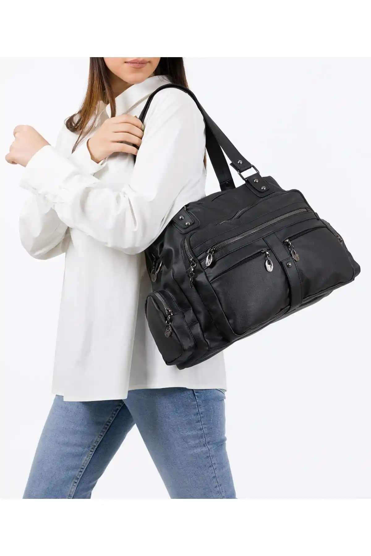 BAGzy Siyah Yıkama Deri Çok Gözlü Kadın Çantası Modern ve Fonksiyonel Tasarım