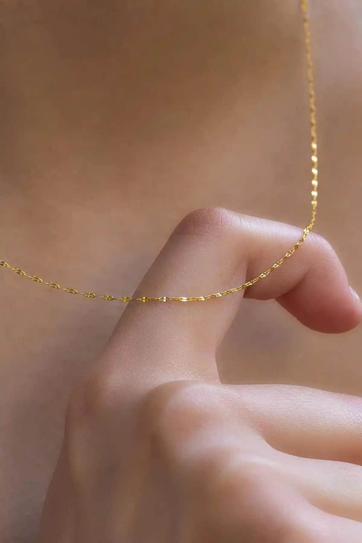 Bayar Gold 14 Ayar Altın İnce Aynalı Zincir Kolye Günlük Şıklık İçin Zarif Seçenek