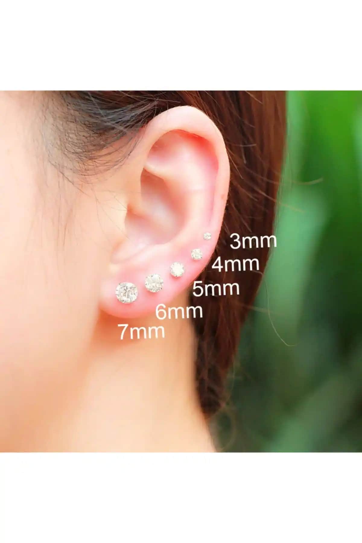 BERCHINE 925 Ayar Gümüş Tek Taş Küpe: Zarif ve Dayanıklı Tasarım ile Günlük Şıklık