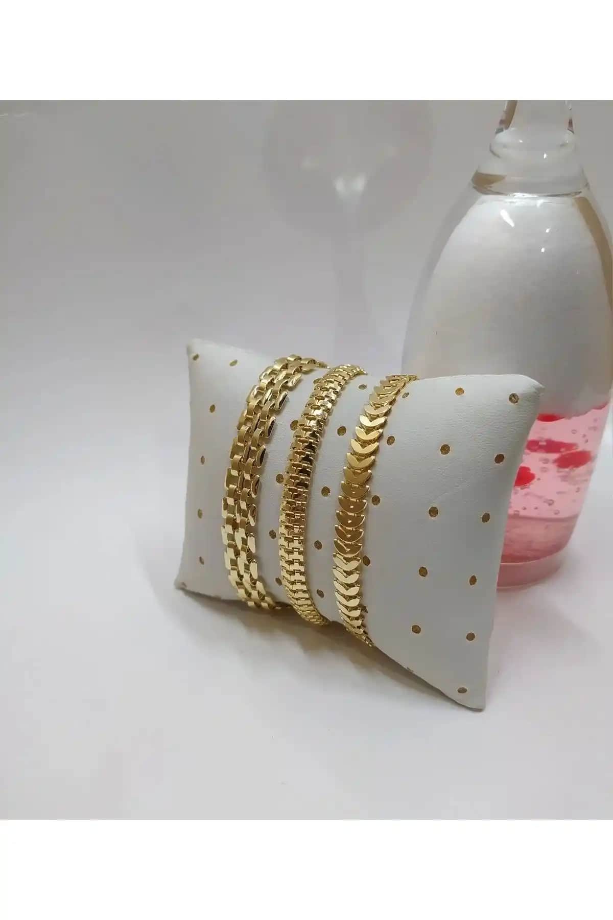 BERS AKSESUAR Altın Kaplama Kadın Bileklik: Zarif ve Uygun Fiyatlı Takı Seçeneği