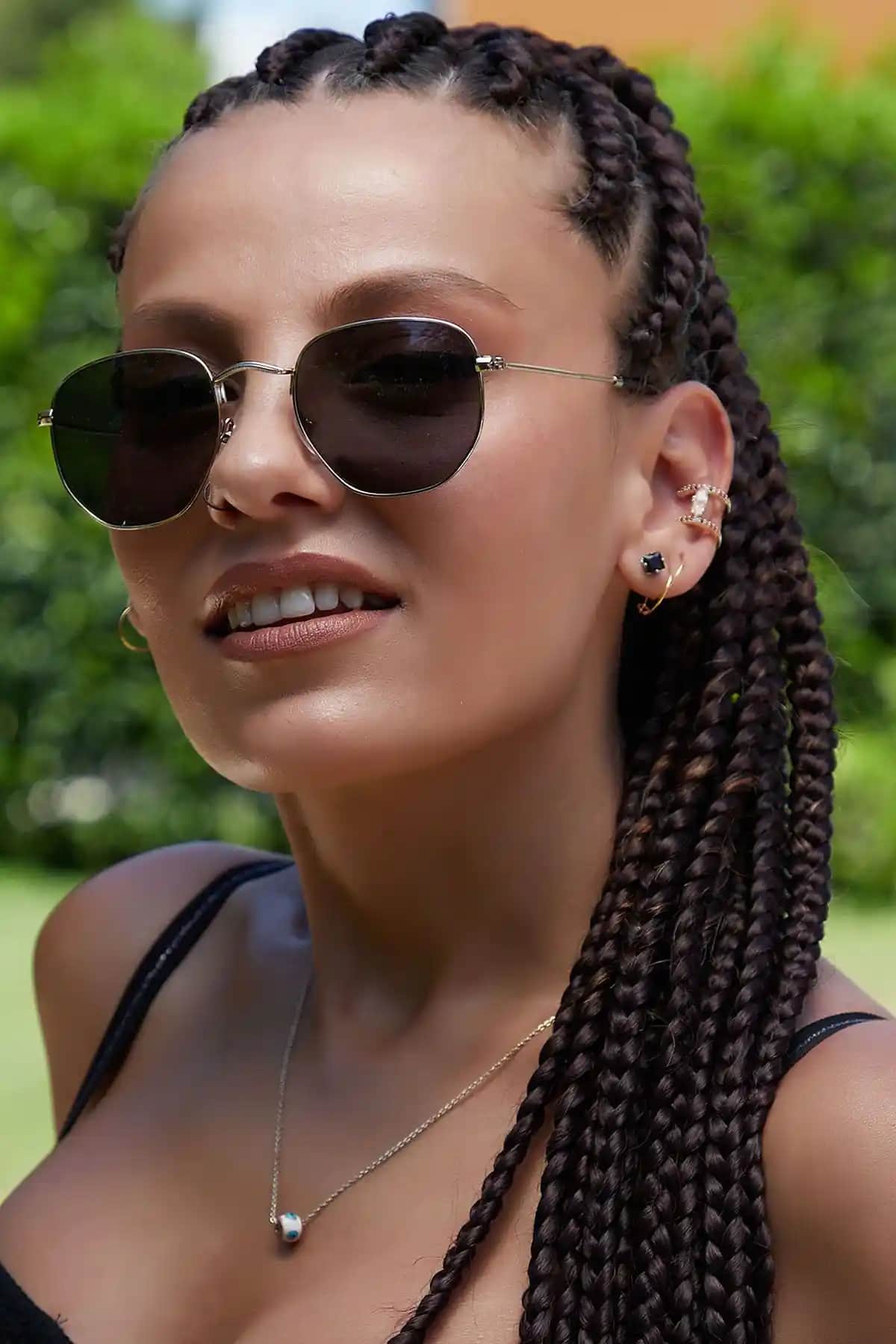 By Harmony BH Db319 Altın Detaylı Siyah Unisex Güneş Gözlüğü Şıklık ve Koruma Sağlar