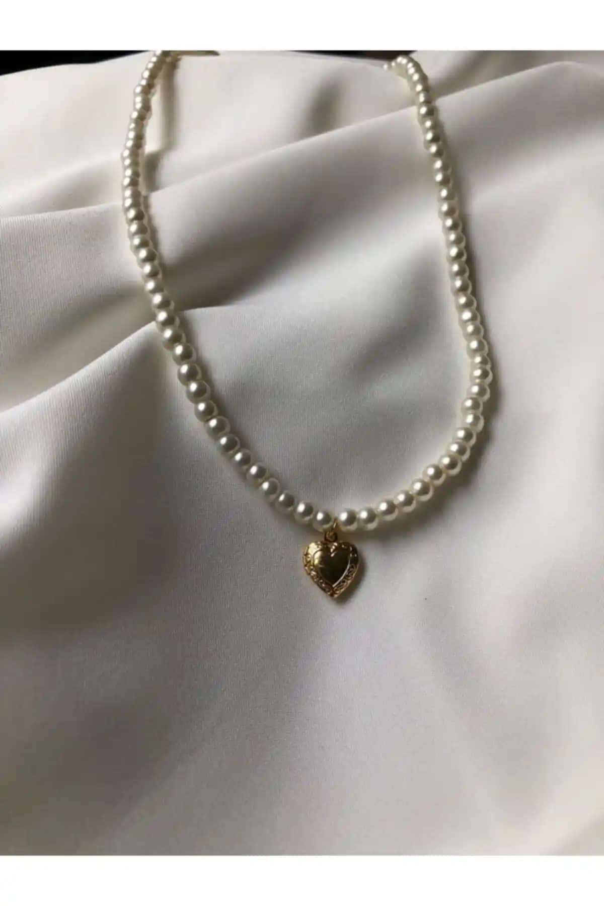 Claritas Takı Altın Kaplama İnci Kalp Kolye Zarif ve Şık Tasarımıyla Öne Çıkar