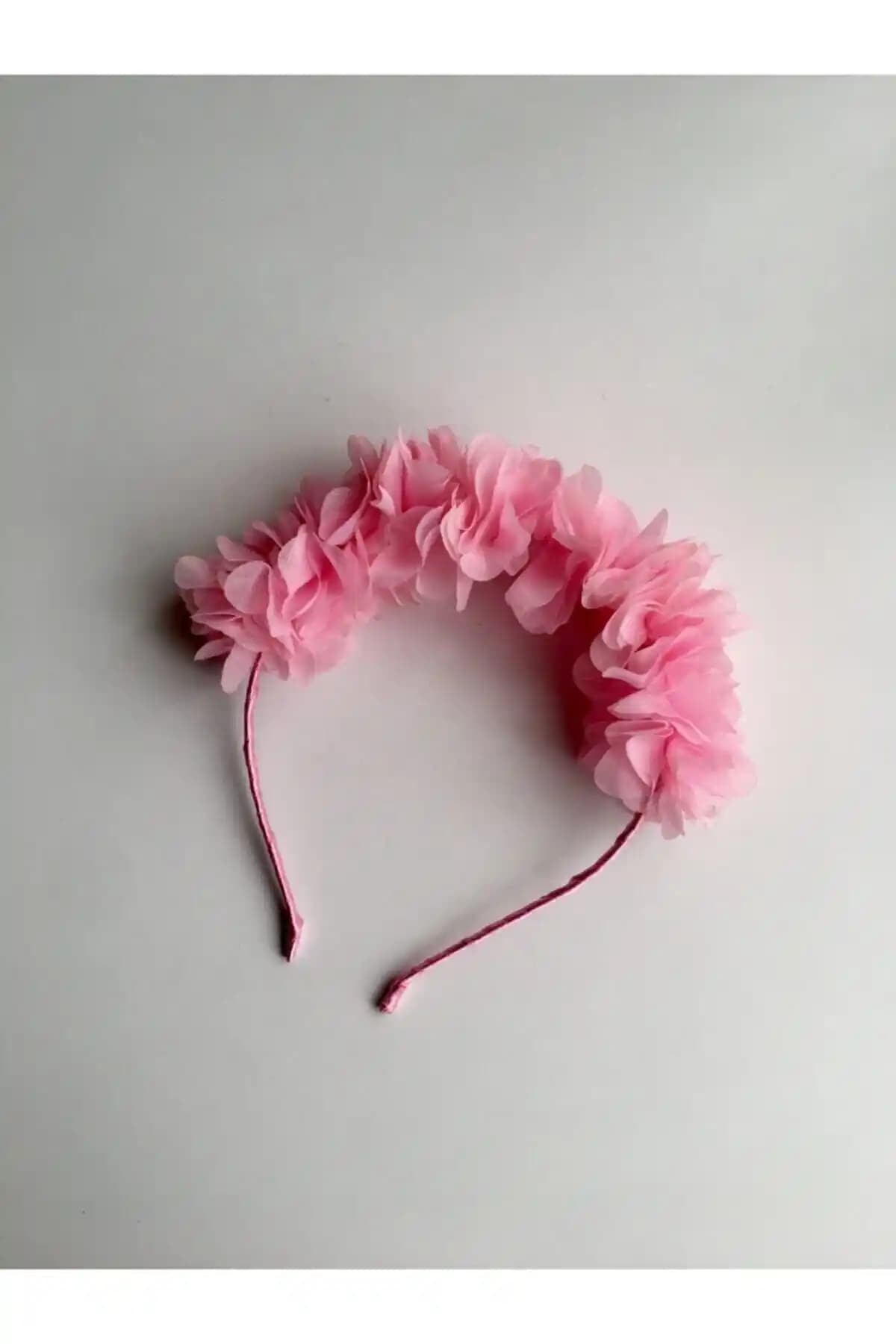 Çocuk ve Lohusa Tacları Karşılaştırması: Günlük ve Özel Gün Kullanımı İçin En İyi Seçenekler