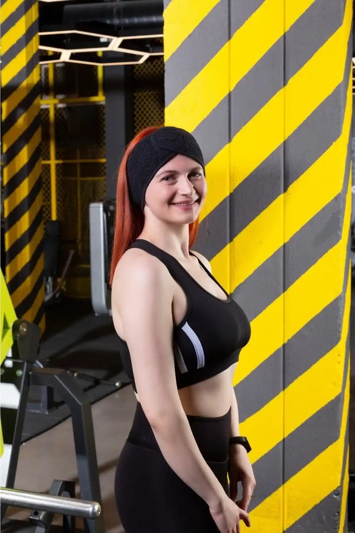 CottonTherapy Siyah Pamuklu Saç Bandı: Çok Yönlü Kullanım ve Şık Tasarım