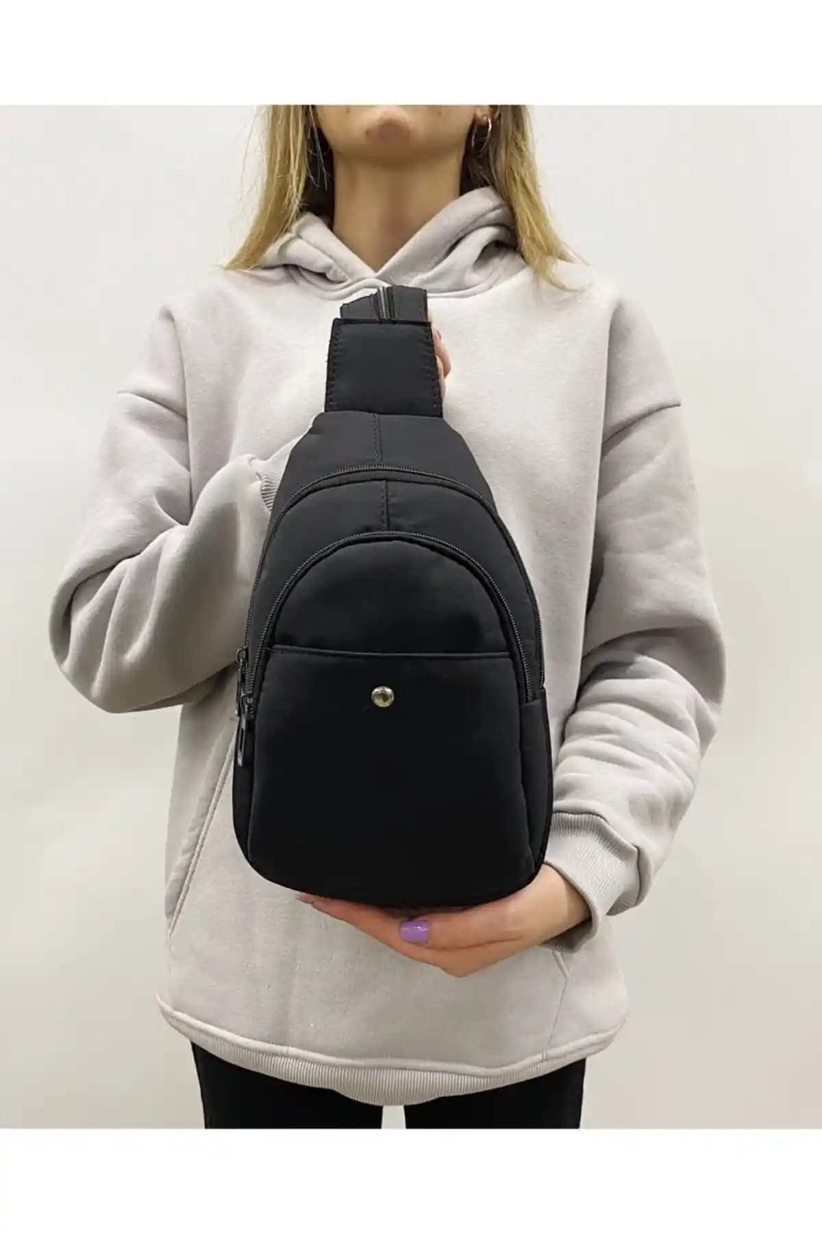 D'VERS Siyah Su Geçirmez Kumaş Kadın Sırt ve Omuz Çantası Özellikleri ve Kullanım Avantajları