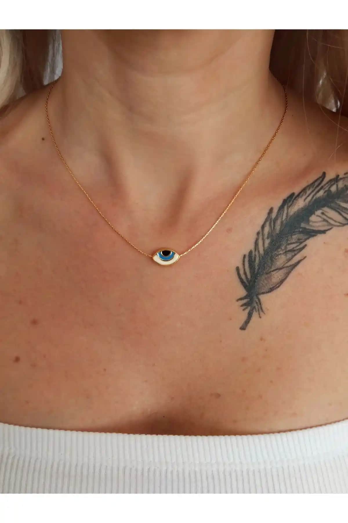 Denizdenal Nazar Boncuklu Göz Model Kolye: Zarif ve Anlamlı Bir Takı Seçeneği