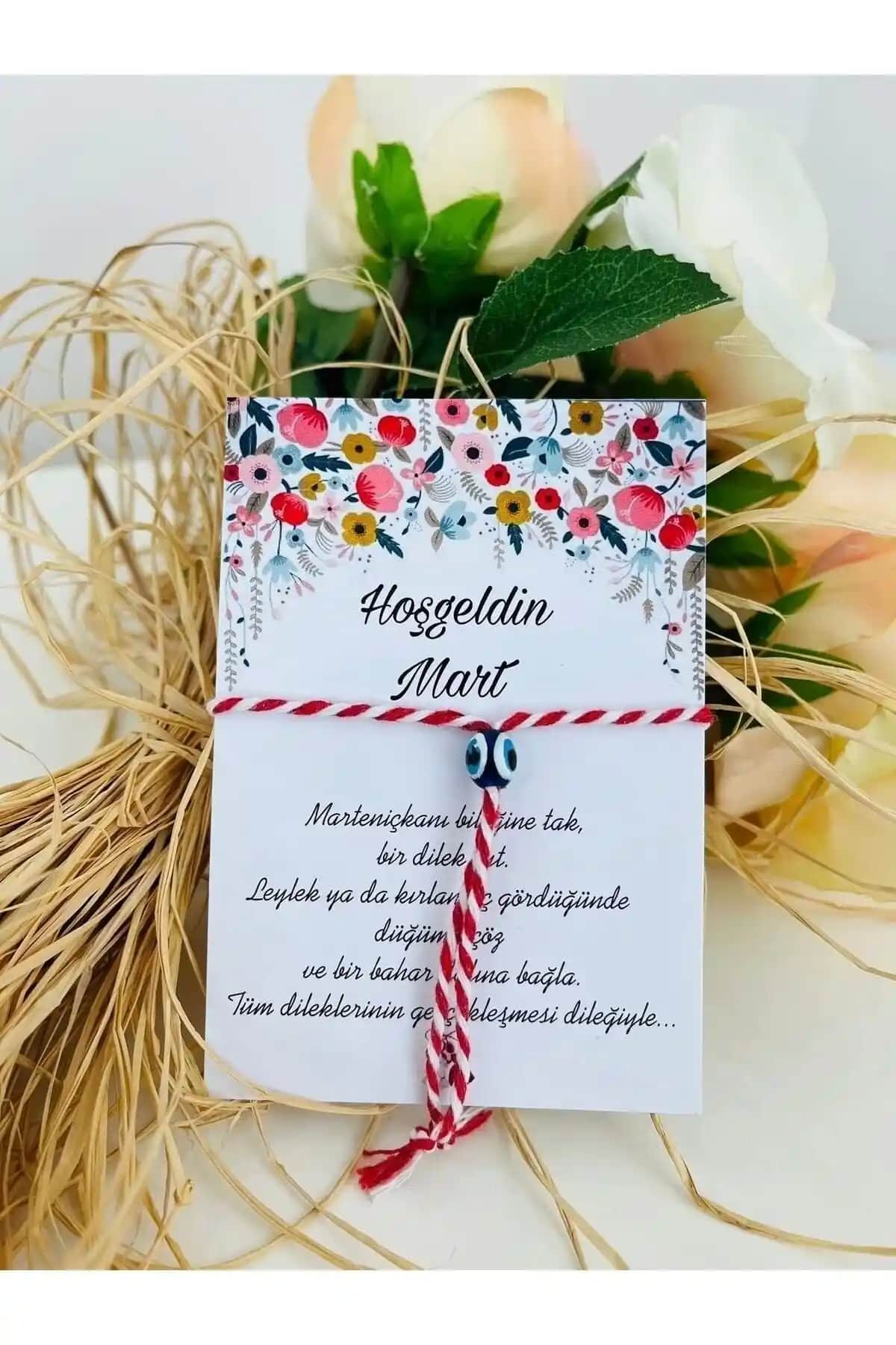 Doğal Taş Kullanan Kırmızı Takı Seti: Şık ve Zarif Bileklikler ve Kartlar