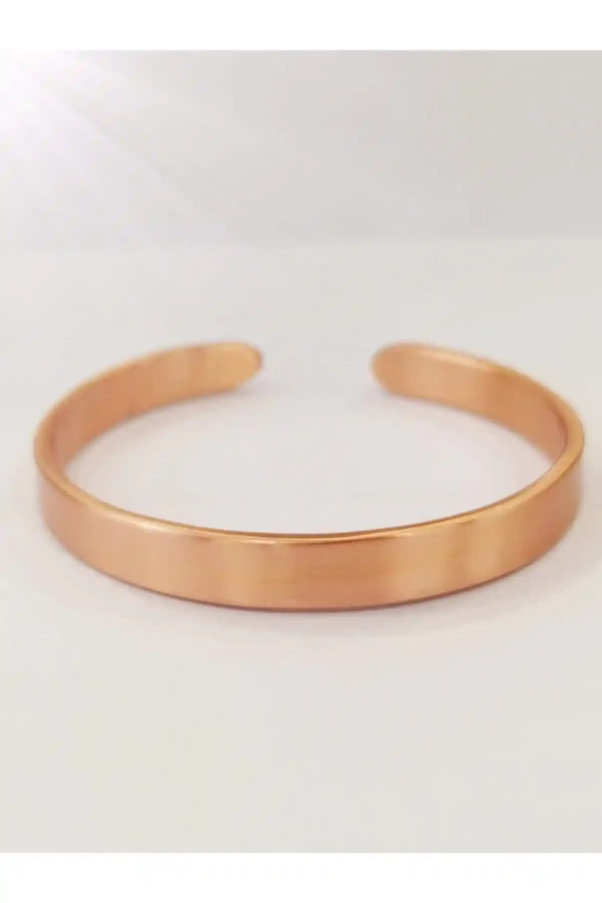 El Yapımı Bakır Bileklik: Zarif ve Sağlıklı Tasarım ile Günlük Şıklık