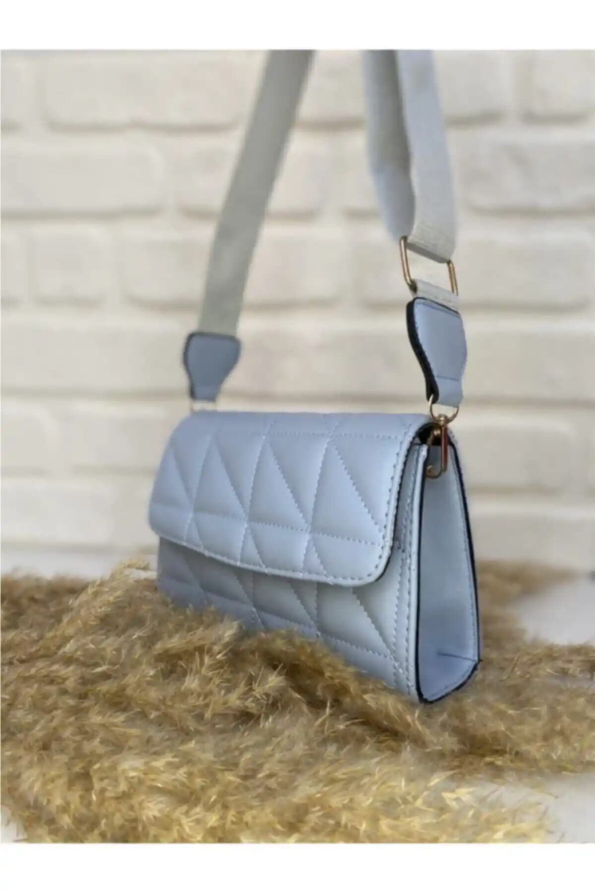 Everglow Jewelry ve PurpleART Kadın Çantası Karşılaştırması: Özellikler ve Kullanıcı Yorumları