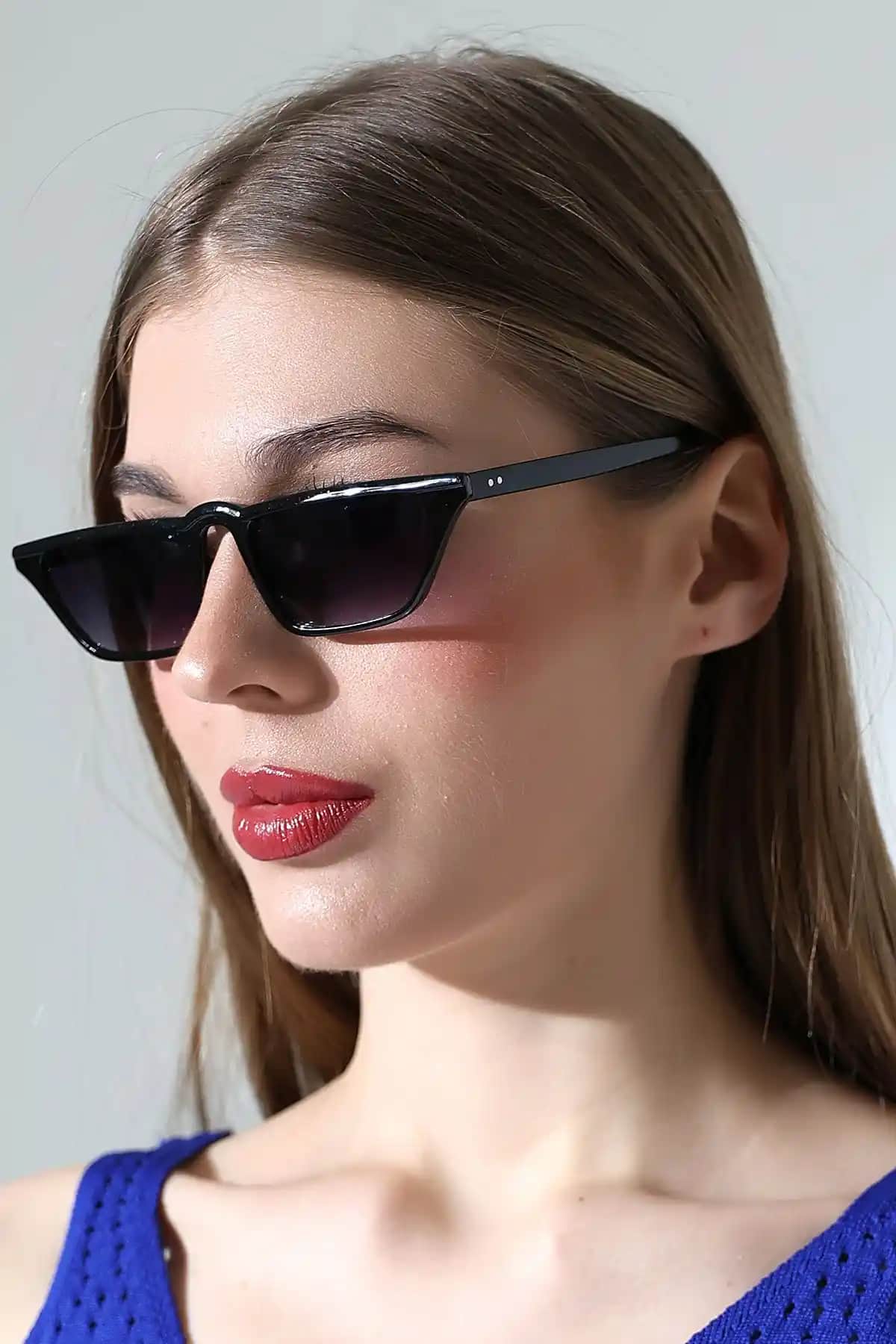 Eyesofia Sofia Siyah Güneş Gözlüğü Modern ve Şık Tasarımıyla Günlük Kullanım İçin Ideal