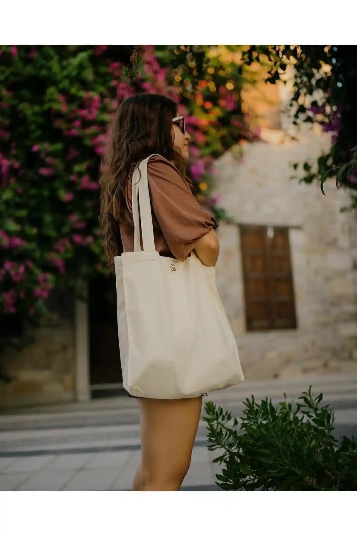 Fimu Bej Körüklü Bez Çanta: Dayanıklı ve Şık Günlük Kullanım Aksesuarı