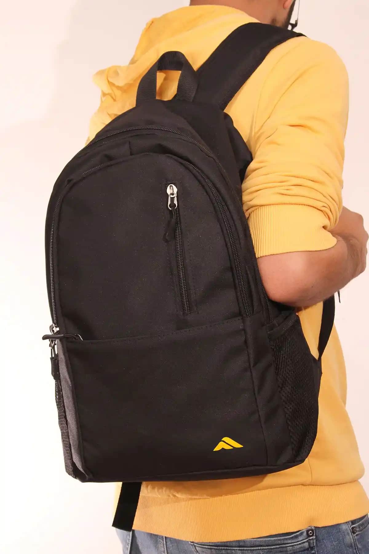 Fiyaka nil-06 ve NEMO GROUP unisex sırt çantaları karşılaştırması: özellikler ve kullanıcı yorumları