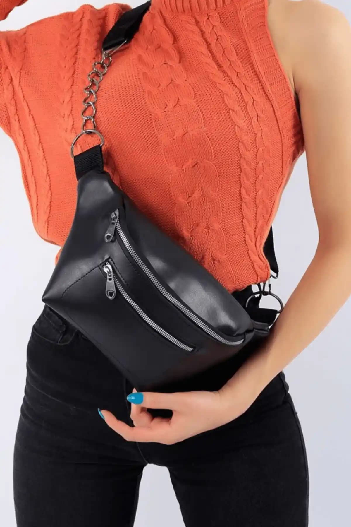 G&E BAGS ve Top All BAG Siyah Bel Çantaları Karşılaştırması