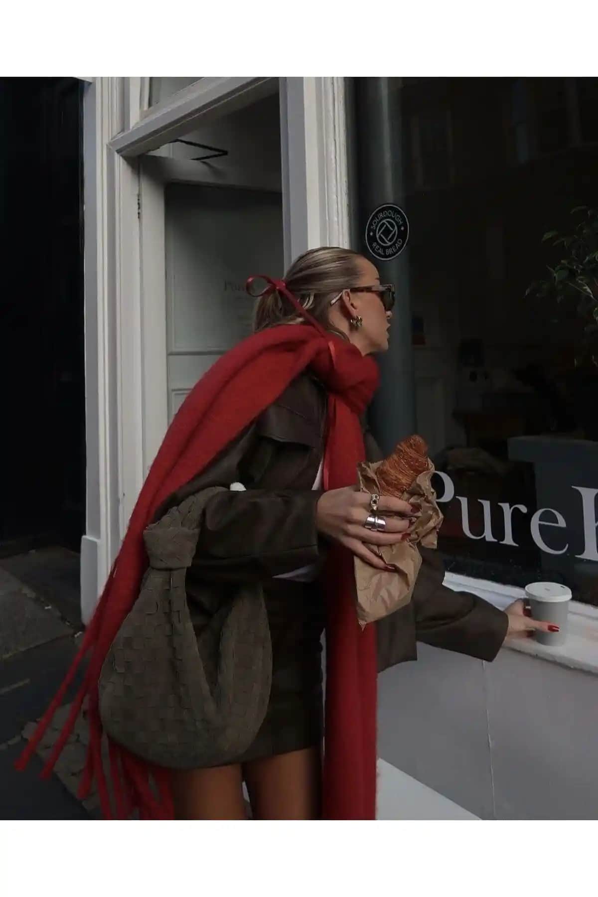 Goldmine Unisex Premium Soft Buklet Atkı: Şık ve Konforlu Kış Aksesuarı