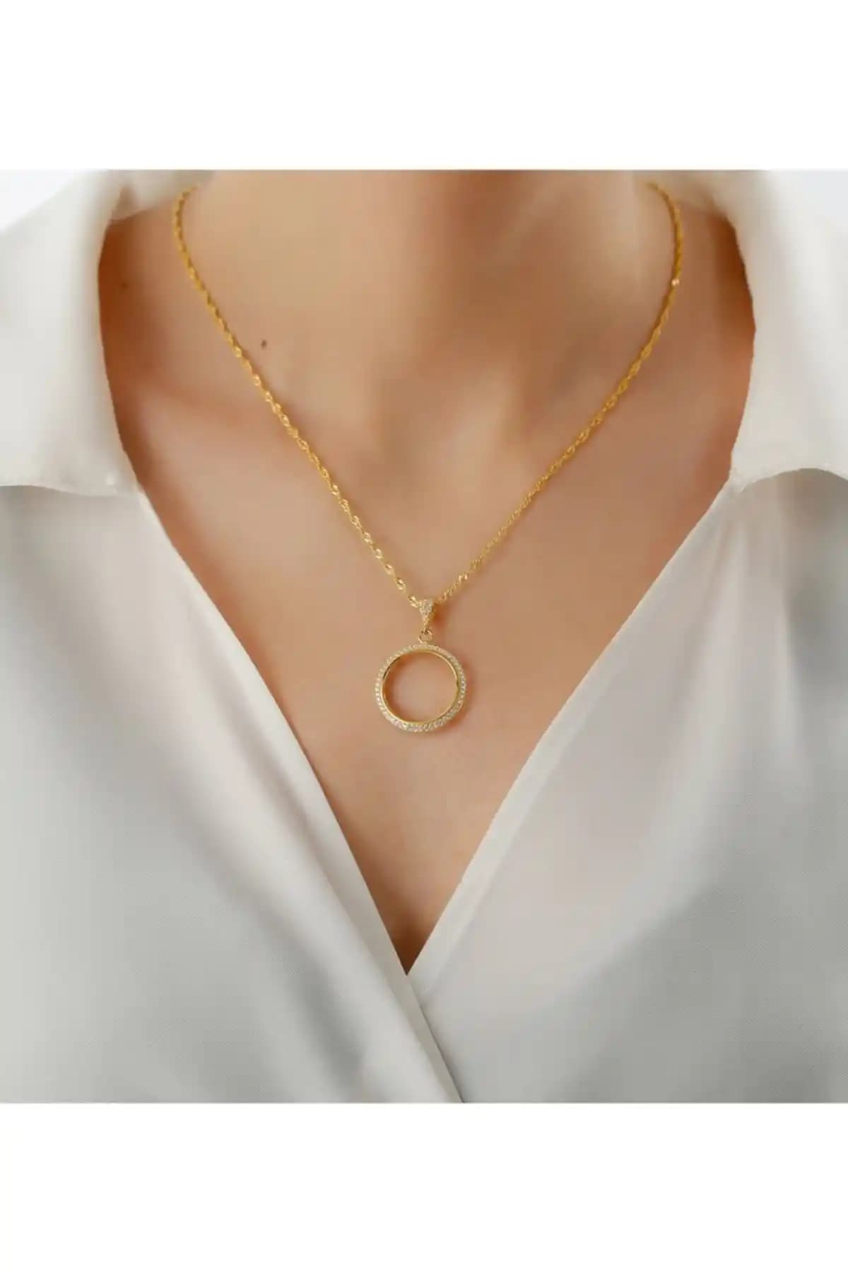 Gümüşistan 925 Ayar Gümüş Çeyrek Altın Kolye: Zarif ve Dayanıklı Takı Seçenekleri