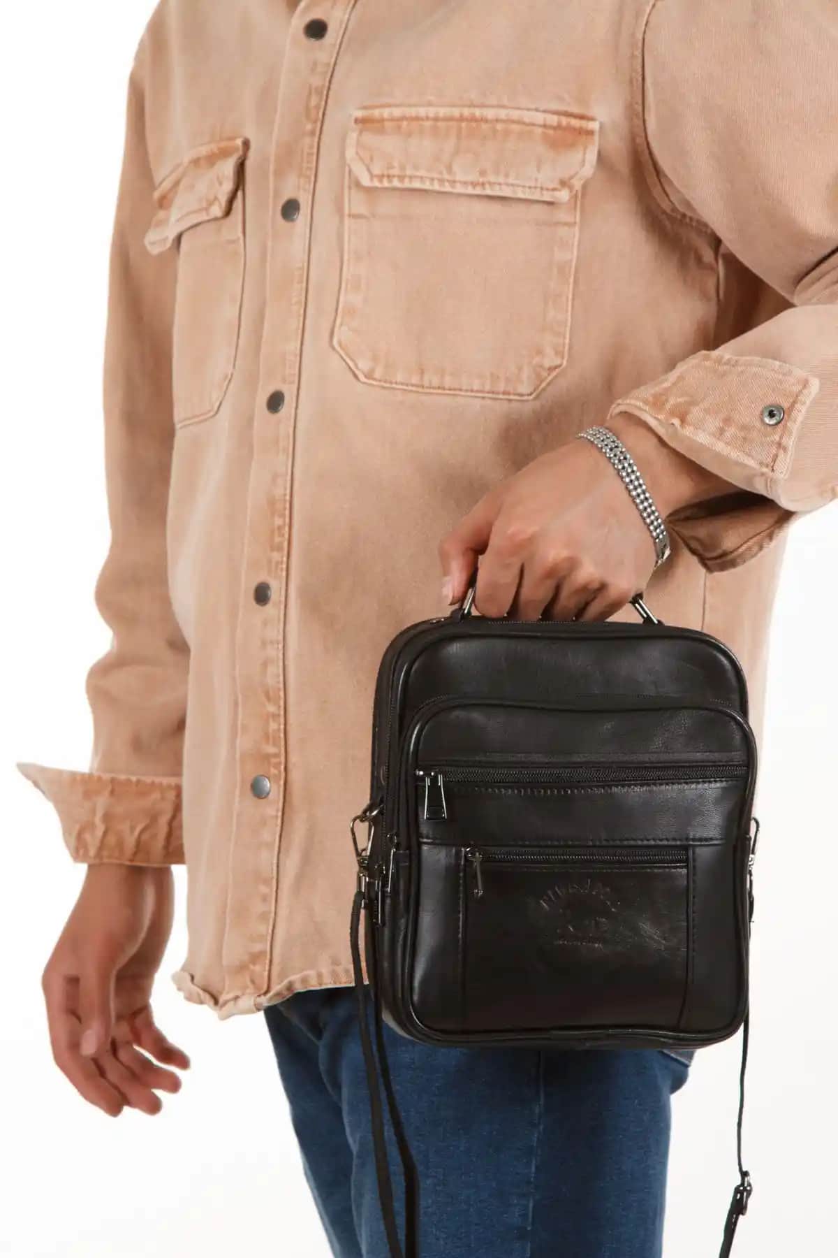 Hakiki Deri Erkek El Çantası Günlük Şıklık ve Dayanıklılık Sunar