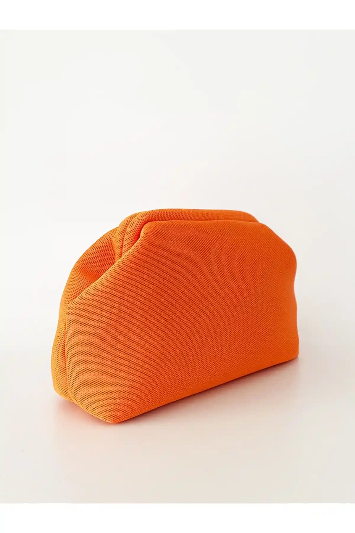 HEYBE'S Kadın Turuncu Clutch El Çantası: Modern ve Şık Günlük Aksesuarlar