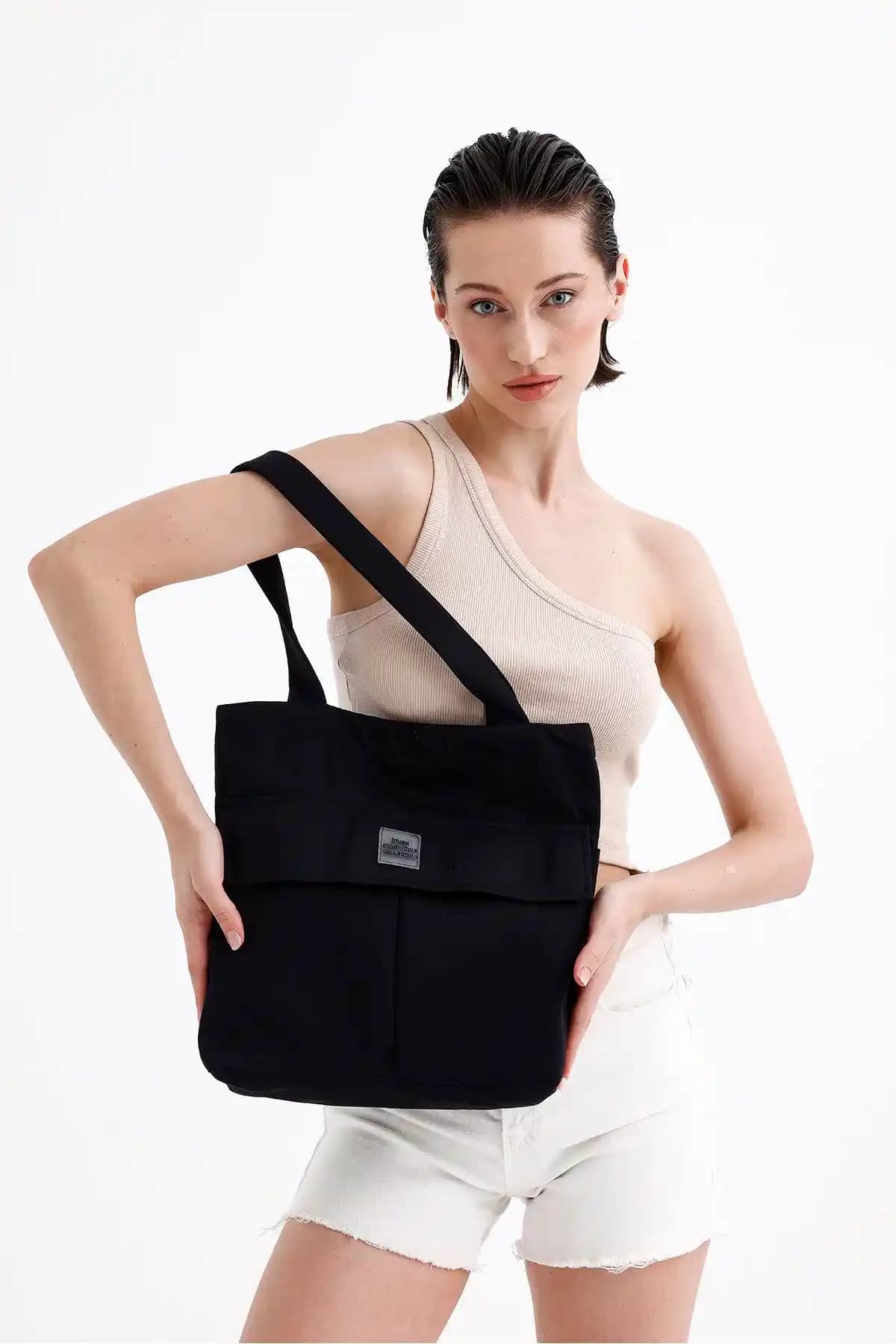 iRush Siyah H0002 ve WITH-W paraşüt kumaş çanta karşılaştırması