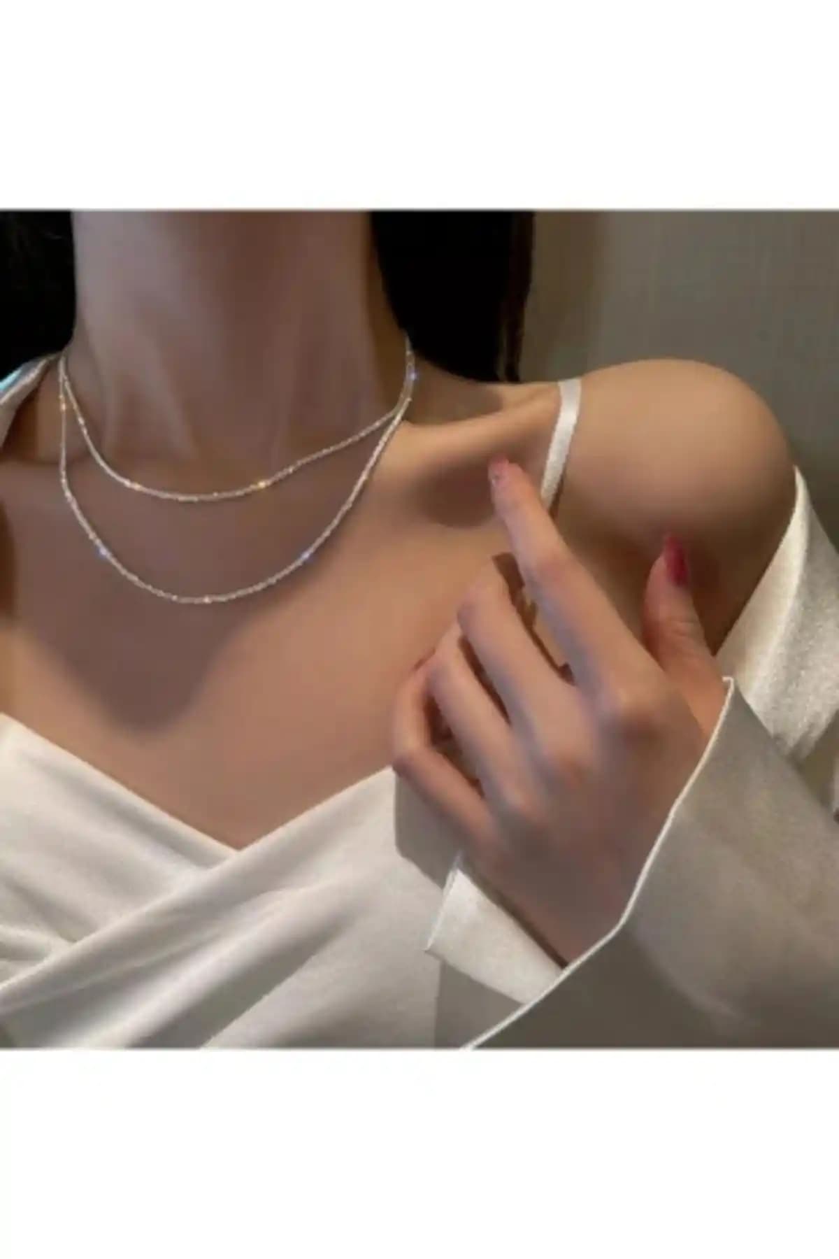 Irva Collection İki Sıra Su Yolu Taşlı Abiye Kolye Modern ve Zarif Tasarım